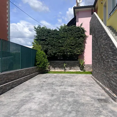 Casa Dolce Casa Apartment *